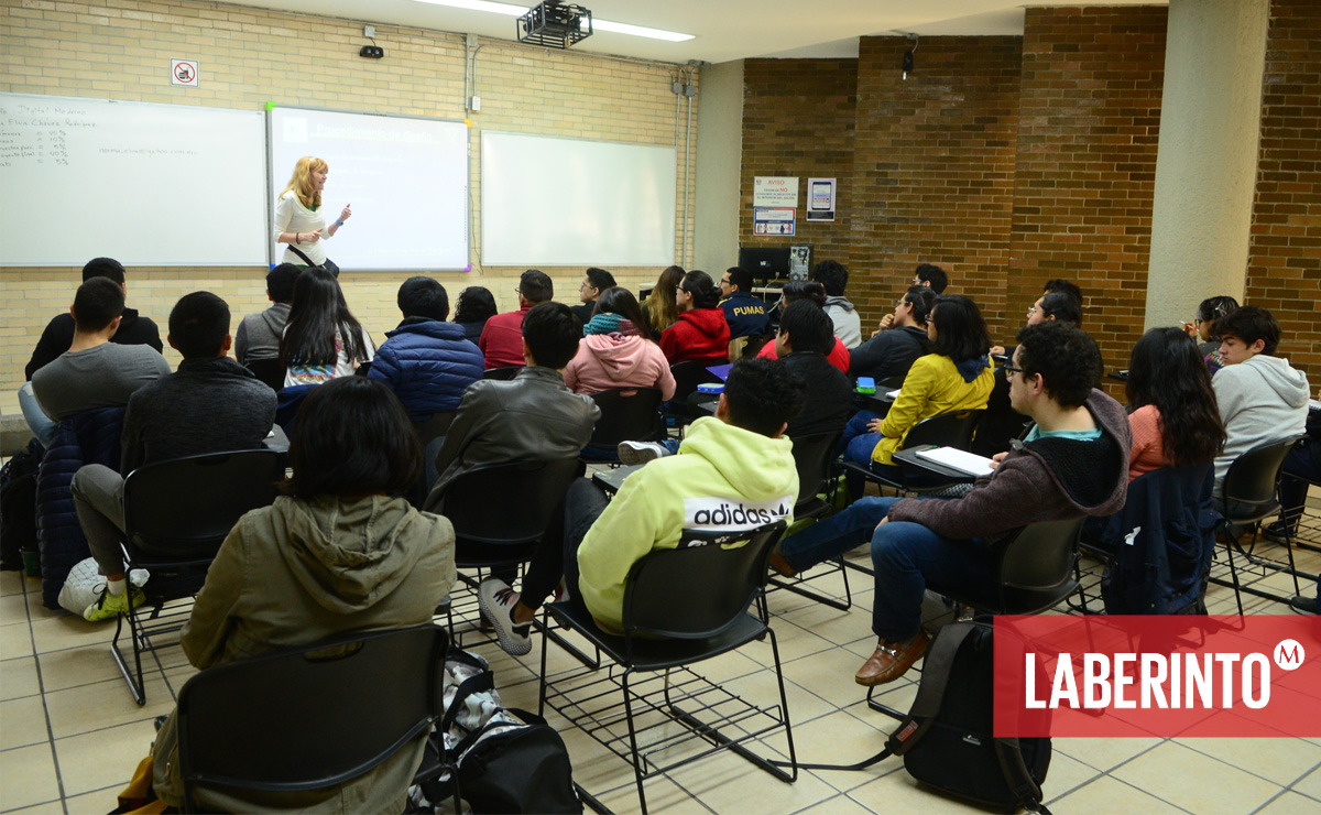 Estudiantes de la UNAM durante una clase al inicio del semestre. (Cortesía: UNAM)