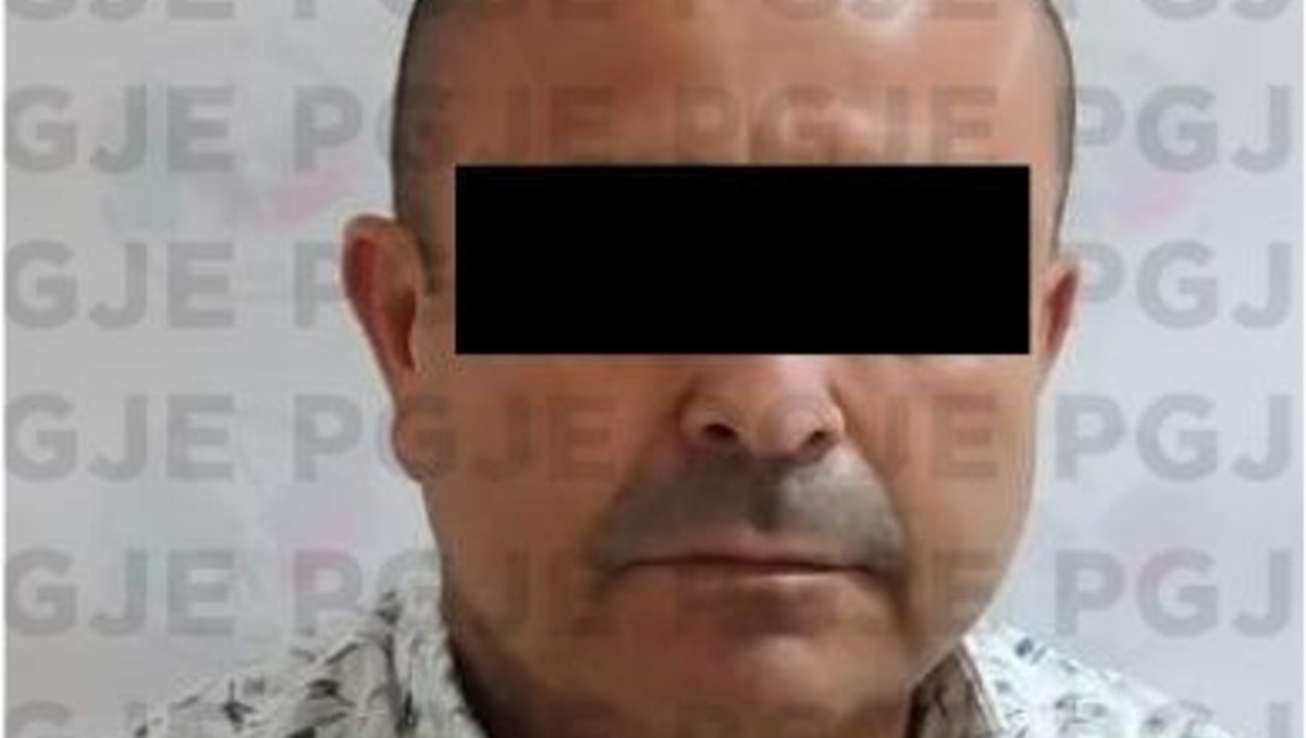 Funcionario estatal arrestado con arma y drogas | PGJE