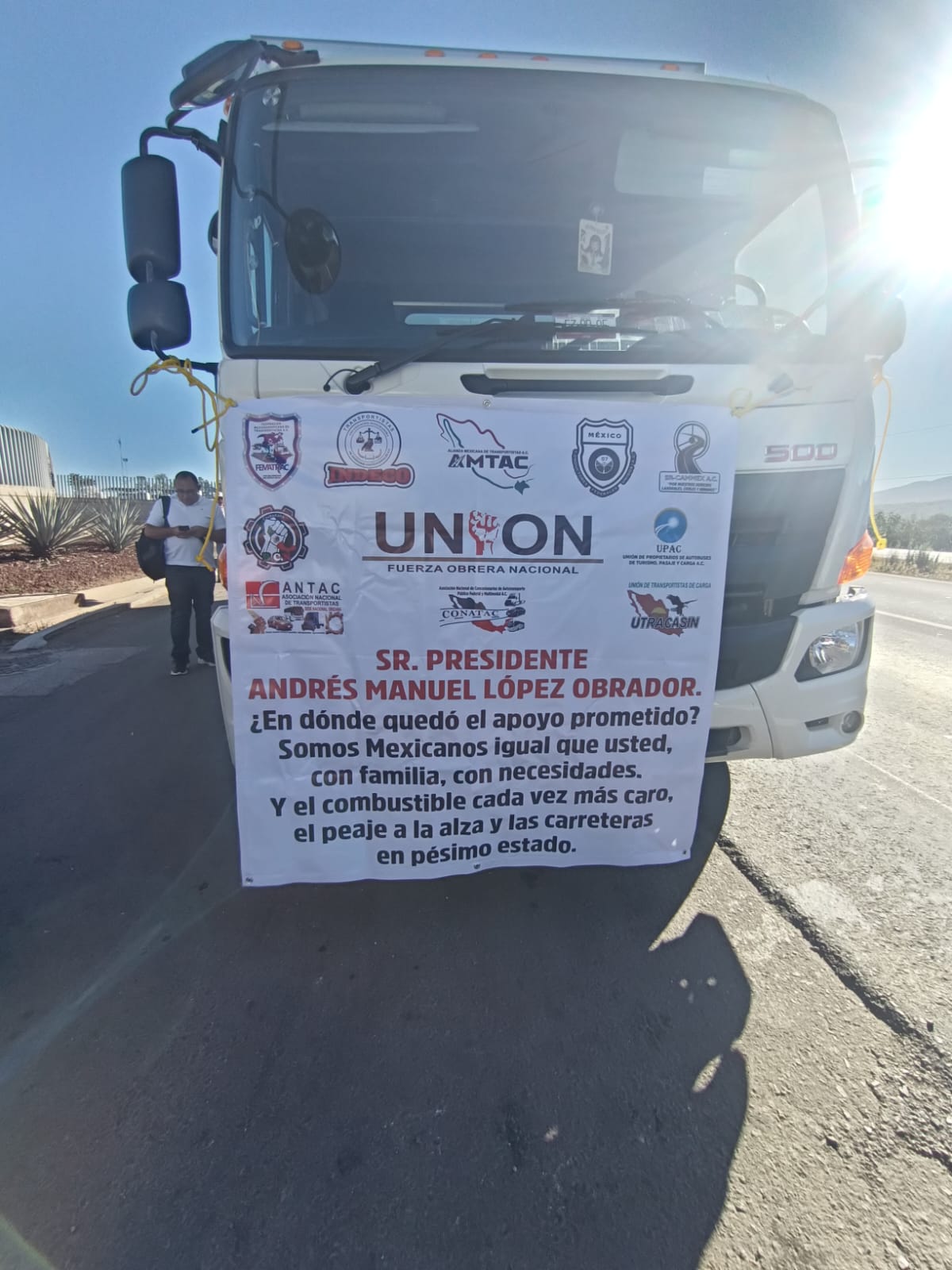 Transportistas protestan por seguridad