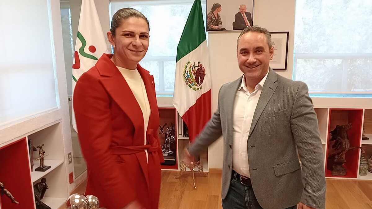 Ana Gabriela Guevara, titular de Conade, en reunión con Antonio Cepeda Licón, titular del Inedec.