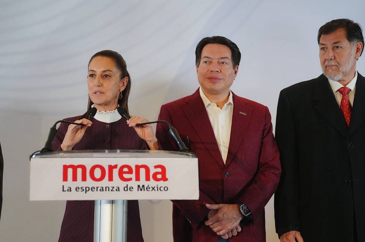 Claudia Sheinbaum acompañada de Mario Delgado y Gerardo Fernández Noroña. |  Foto: Especial.