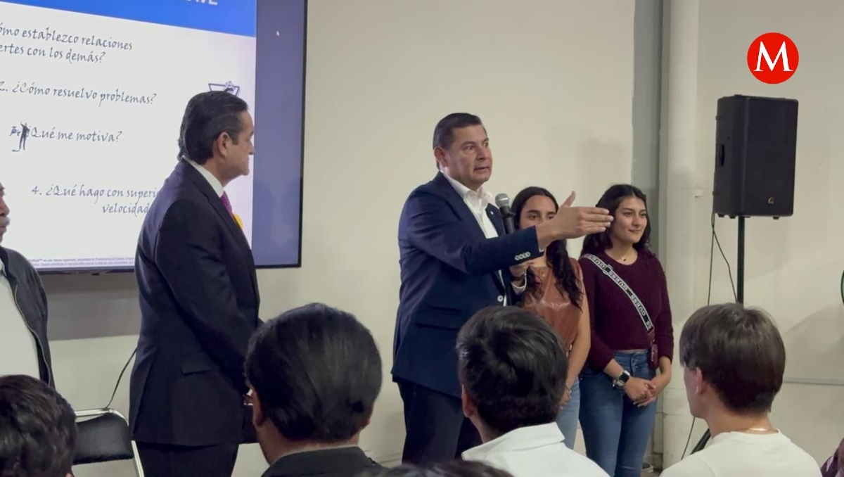 Puebla | Trabajamos en el Senado por los jóvenes: Alejandro Armenta | Especial