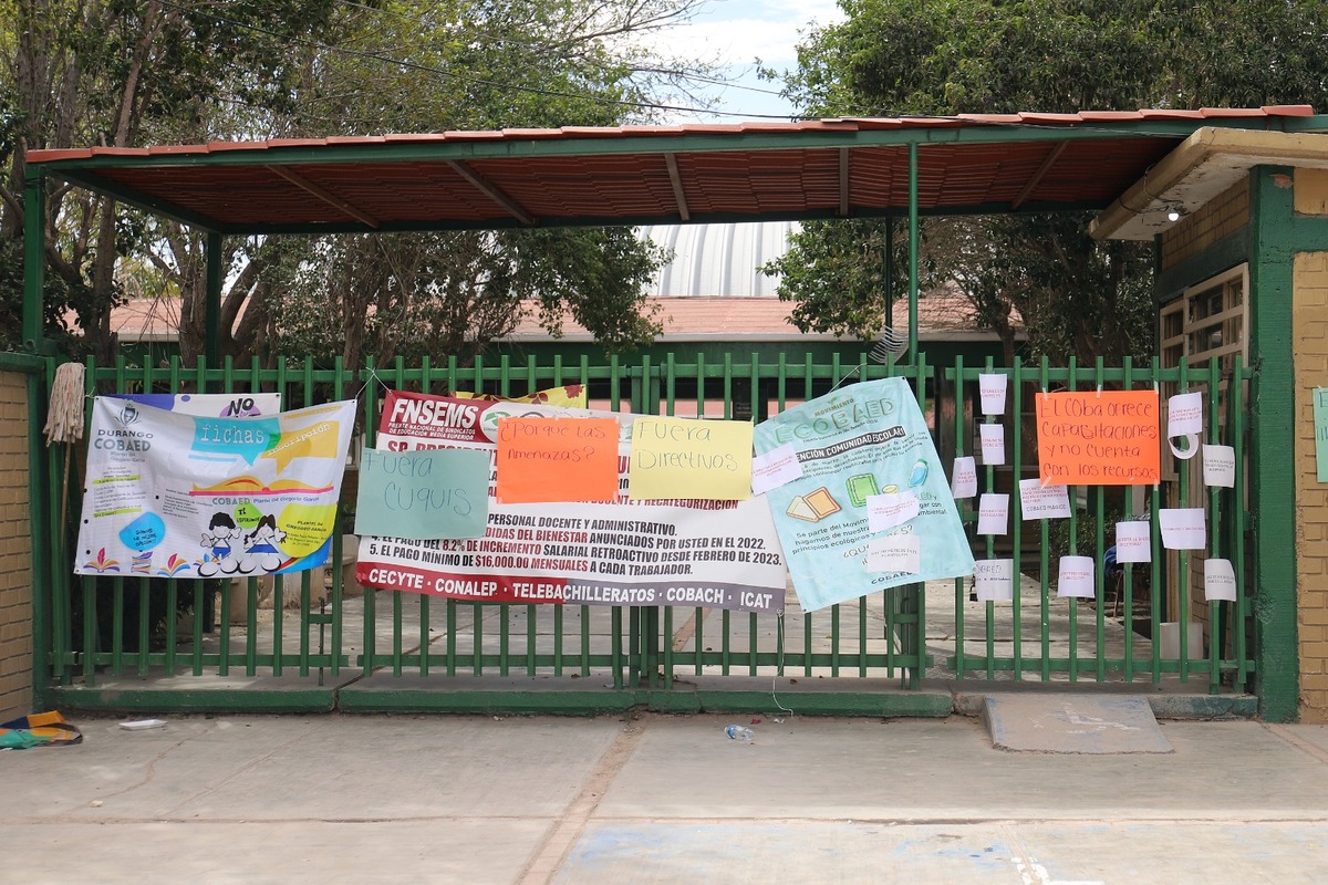 Colegio de Bachilleres del Estado de Durango (COBAED) número 4. (Rolando Riestra)
