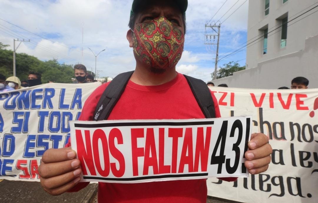 Padres desaparecidos en Ayotzinapa
