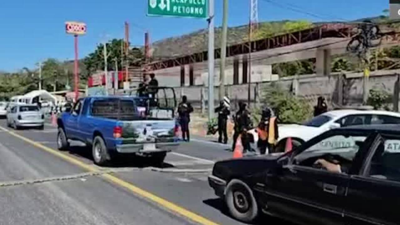 Violencia en Chilpancingo paraliza el transporte público y las clases en Guerrero