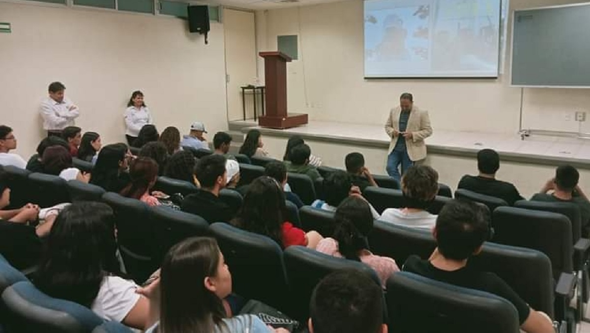 Conferencia del CIJ a la UPGOP en 2023. (cortesía)