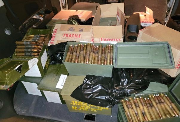 Incautan cargamento de cartuchos perforadores de blindaje en Sonora