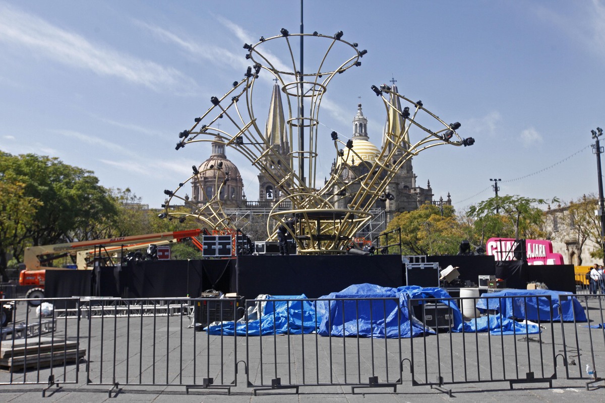 Preparativos de GDLuz 2024. (Fernando Carranza)