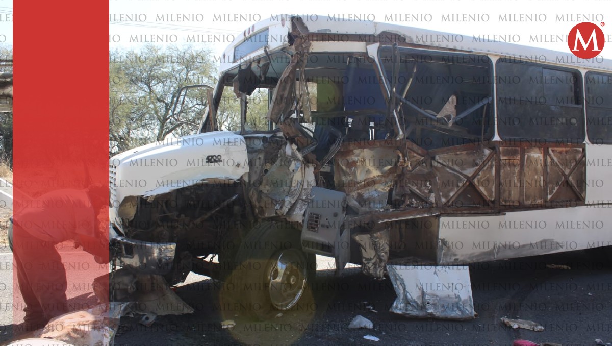 Accidente en carretera León-Cuerámaro: Camiones chocan de frente | Especial