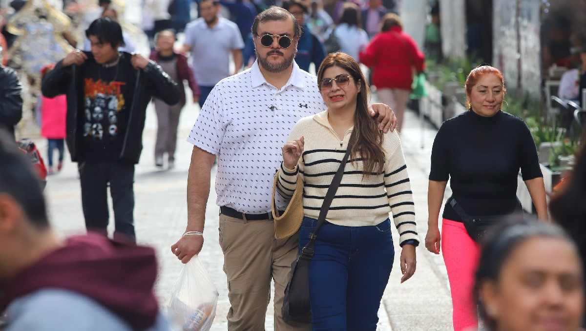 Las jornadas laborales acaban con relaciones de pareja: psicóloga | Agencia Es Imagen