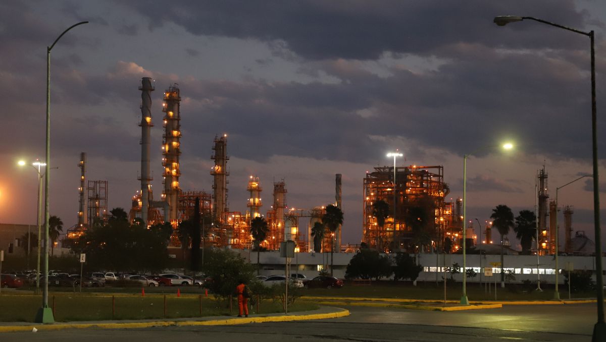 Refinería de Cadereyta. Leonel Rocha