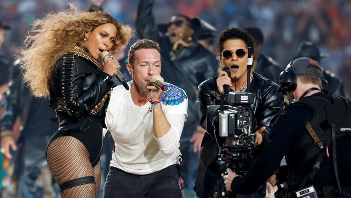 Beyoncé, Bruno Mars y Coldplay en el Super Bowl 50 (Reuters)