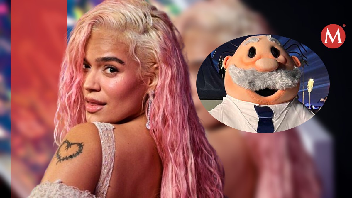 Karol G recibe un Dr. Simi en pleno concierto. | ESPECIAL