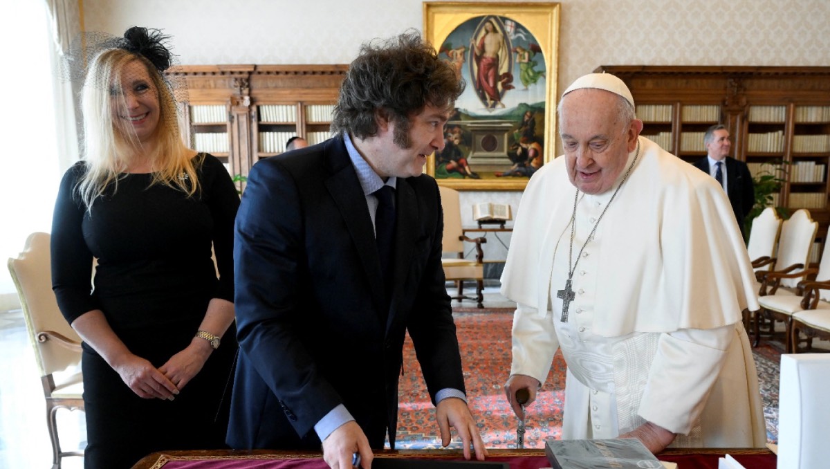 El presidente argentino Javier Milei junto al papa Francisco | Reuters