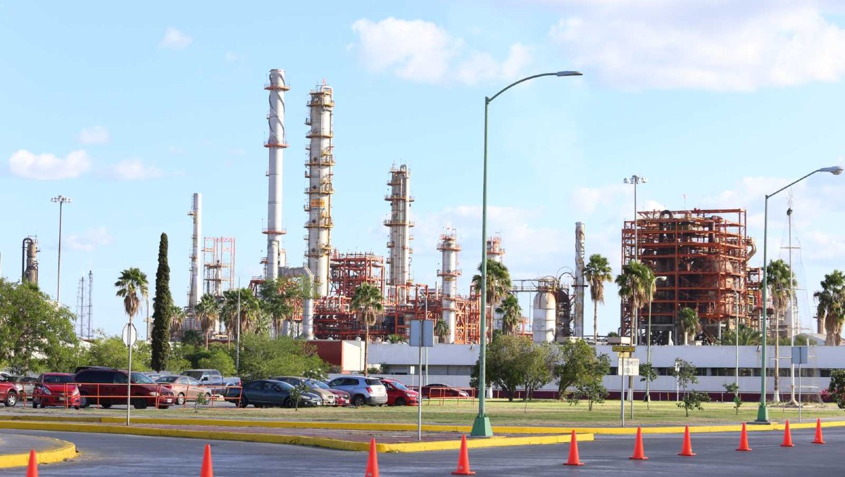 Refinería de Pemex en Cadereyta, Nuevo León | Raúl Palacios