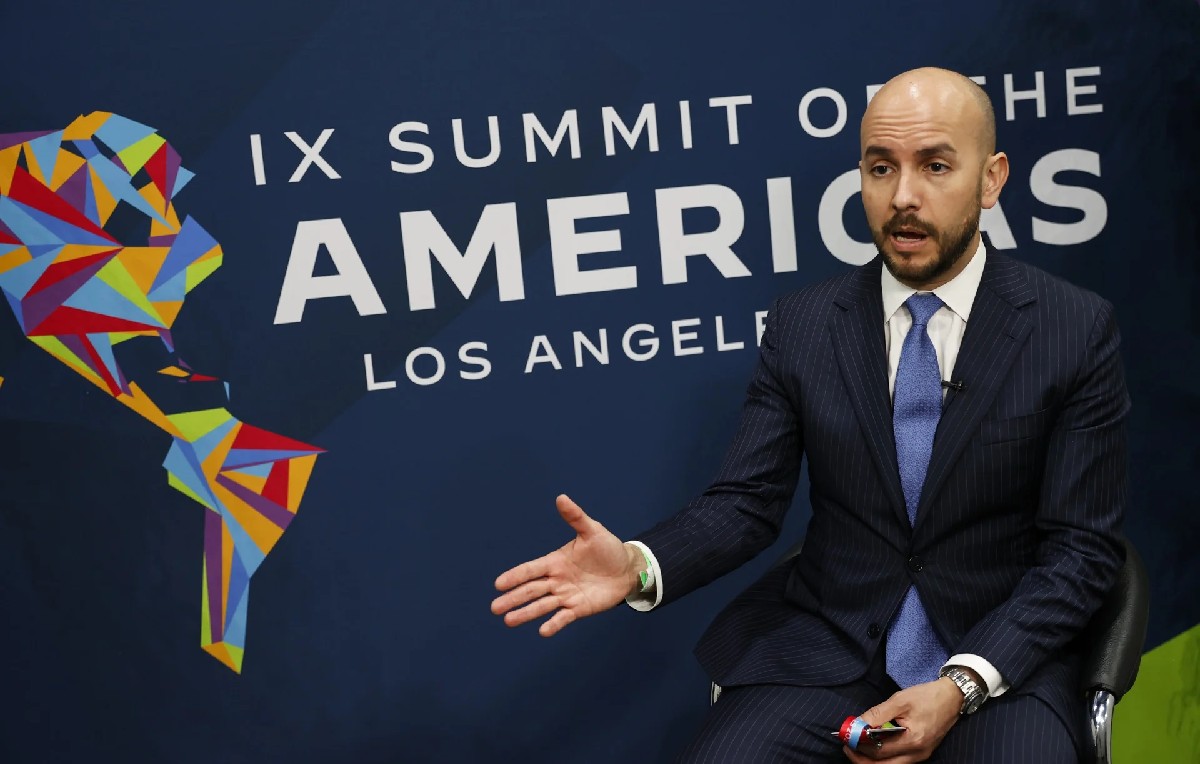 Asesor Juan González en la Cumbre de las Américas (EFE)