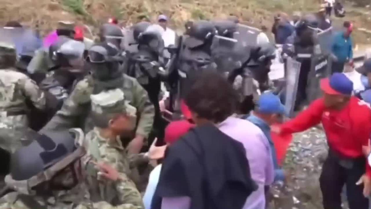 Desalojan a ferrocarrileros por exigir jubilación digna en Matías Romero, Oaxaca