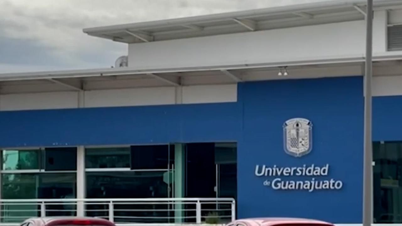 Estudiantes de la UG crean tinta especial que alerta ante la exposición excesiva a rayos solares
