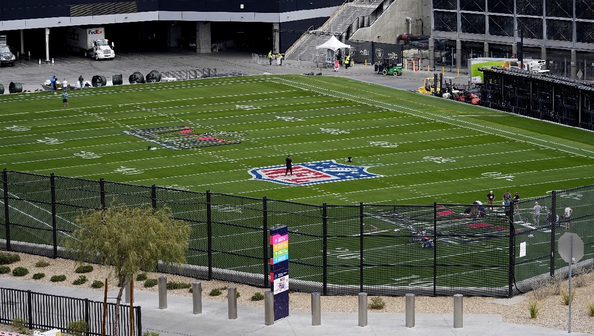 NFL continúa con sus esfuerzos de expansión con campaña Born to Play (AP)
