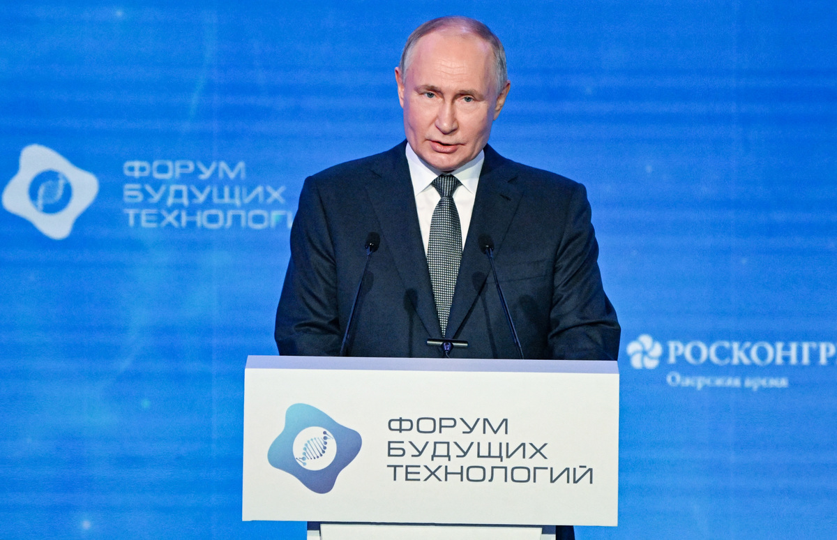 Vladimir Putin en el Foro de Tecnologías del Futuro en Moscú | Reuters