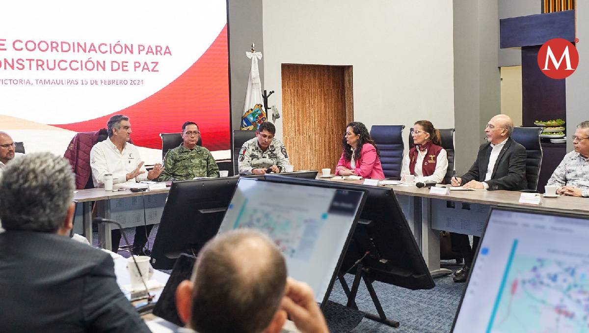 Américo Villarreal recibe a Humberto Martínez Cantú.