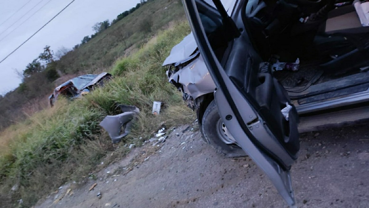 Choque en carretera Alazán-Canoas