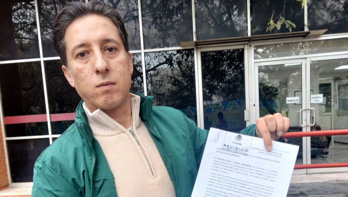 Eduardo Azael Flores, representante de un grupo de empleados municipales de El Carmen | Especial