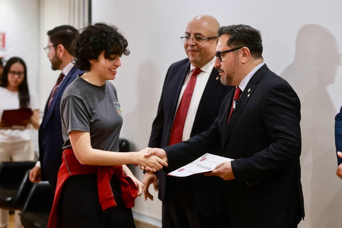 IPN recibió en la Ciudad de México a 69 estudiantes de la Upiic.