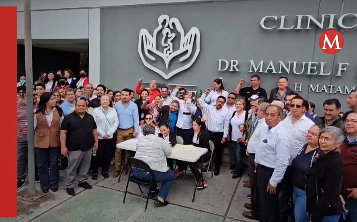 Maestros se manifiestan en Issste en Matamoros
