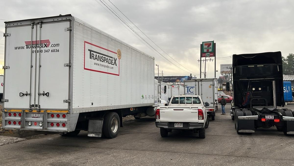 Realizan paro de transportistas en Jalisco (Antonio Neri)