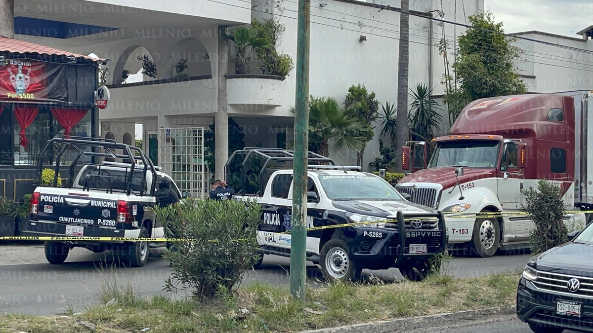 Asesinan a chofer de tráiler durante aparente asalto en Puebla | Jesús Zavala