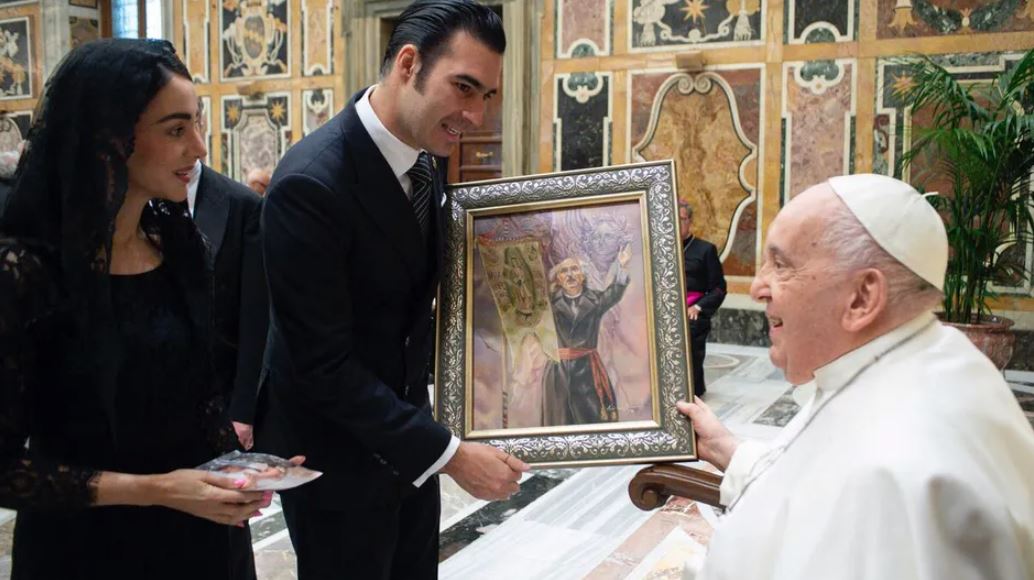 Miguel Torruco visita al Papa Francisco