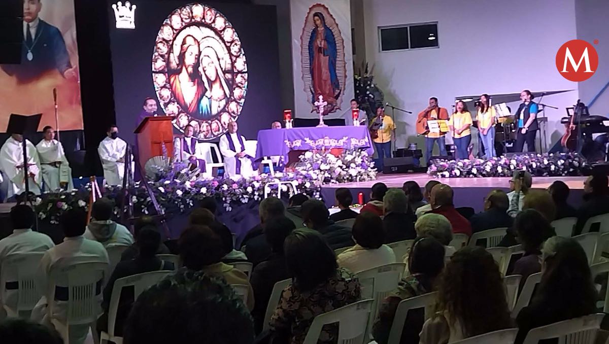 Obispo de Tampico en el encuentro Diocesano de Laicos. (Jaime Maya)