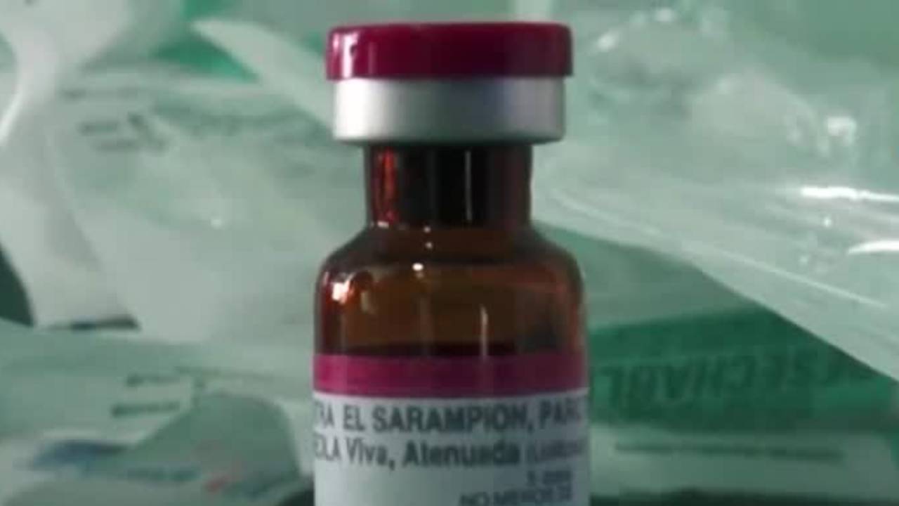 ¿Cuál es la razón por la que resurgieron los casos de sarampión?