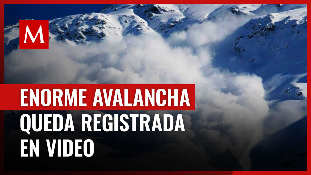 Testigo filma impresionantes imágenes de una enorme avalancha en el norte de la India