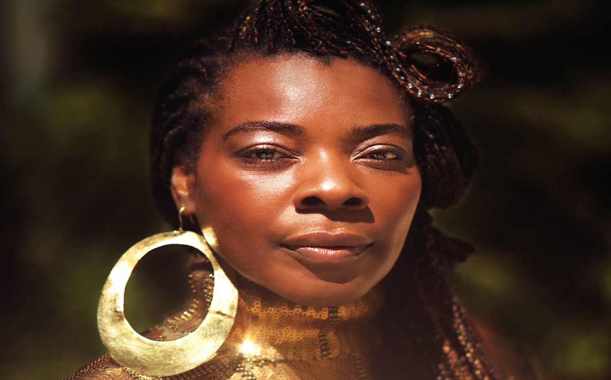 Buika regresa al Teatro de la Ciudad Esperanza Iris con un homenaje a Los Panchos, el 2 y 3 de marzo. FOTO: Especial