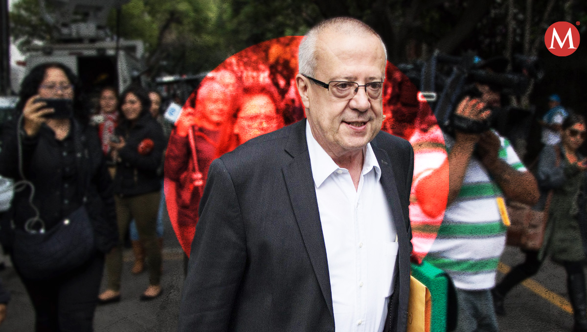 “A diferencia de otros profesores, más alejados de los estudiantes, Carlos convivía con nosotros en la cafetería”. | Cuartoscuro