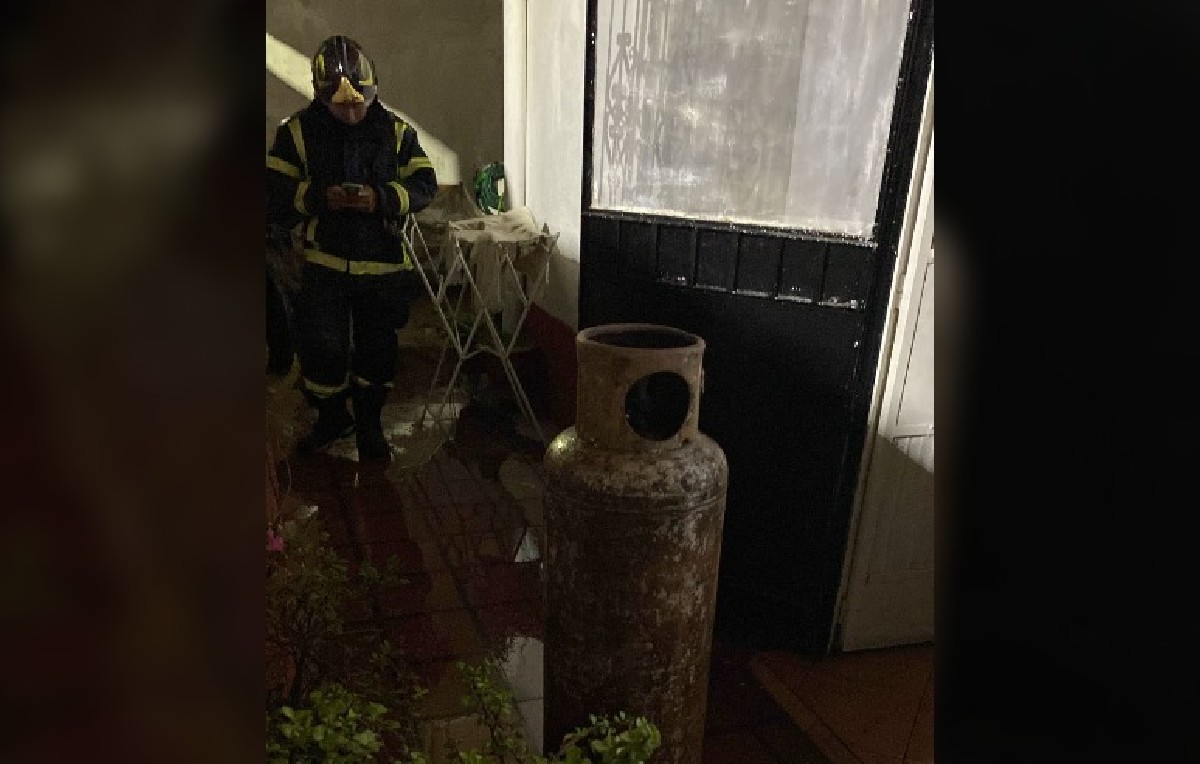 El incendio inició con una fuga de gas (X/@SGIRPC_CDMX)