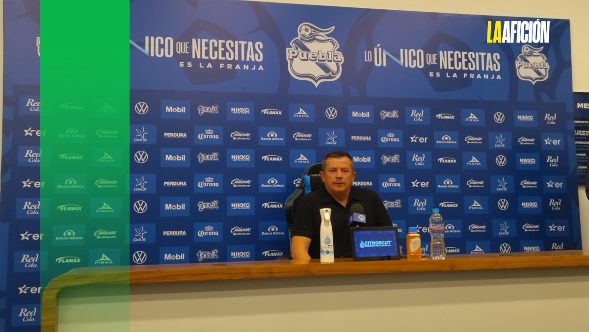 Ricardo Carbajal, técnico de Puebla, asegura que no se va del equipo | Especial