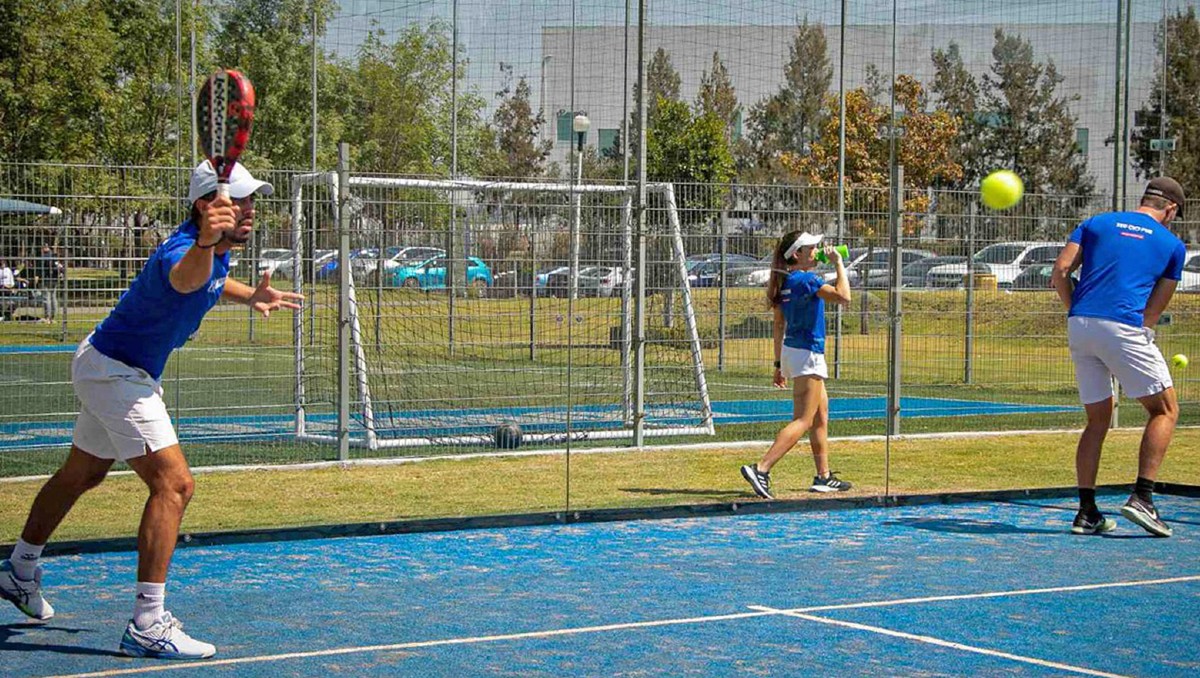 Pádel, el deporte que está causando furor en Puebla