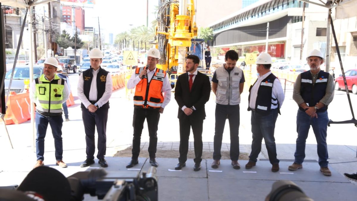 Samuel García arranca trabajos de perforación de la segunda fase de la Línea 4. Raúl Palacios