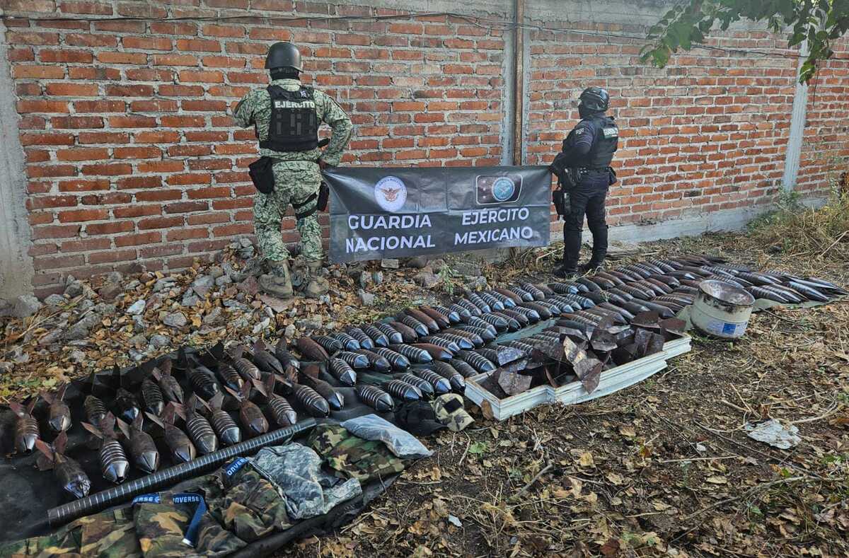 Elementos de la Guardia Nacional y el Ejército mexicano fueron los encargados de asegurar las pertenencias.