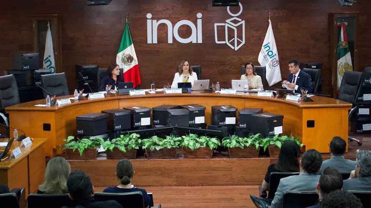 INAI llama a denunciar filtración de datos personales: "Se investigará con apego a la ley"
