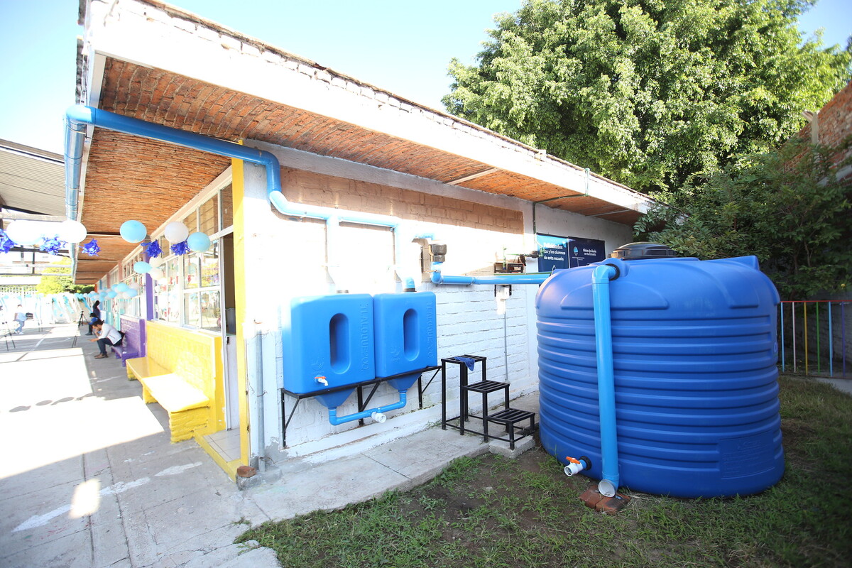 Realiza AstraZeneca un donativo para implementar nidos de agua (Cortesía)
