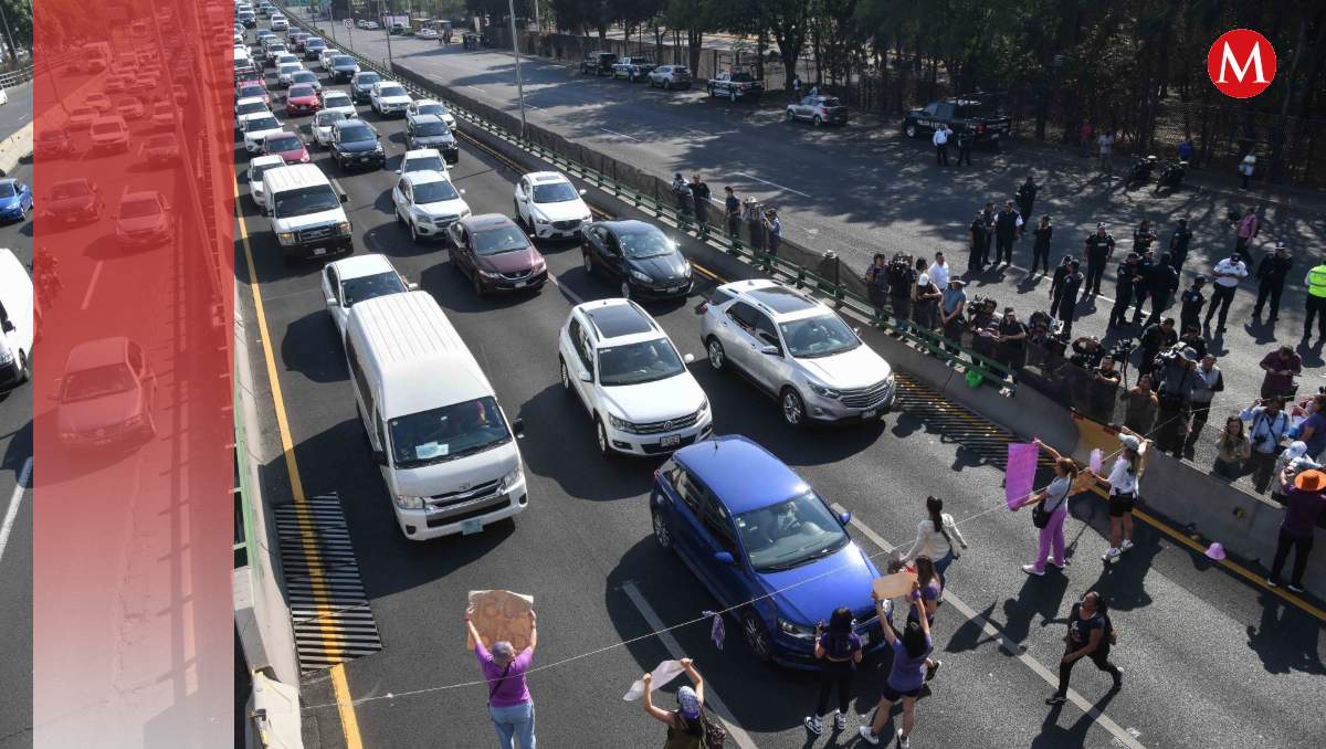 Bloquean Periférico Norte, a la altura de Parque Naucalli (Cuartoscuro)