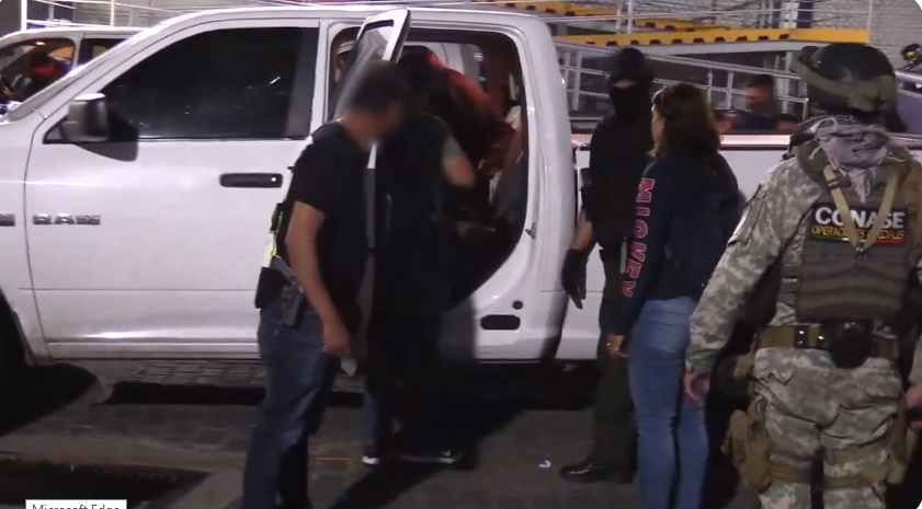 La Fiscalía de Jalisco logró la detención de estos dos hombres. (Especial)