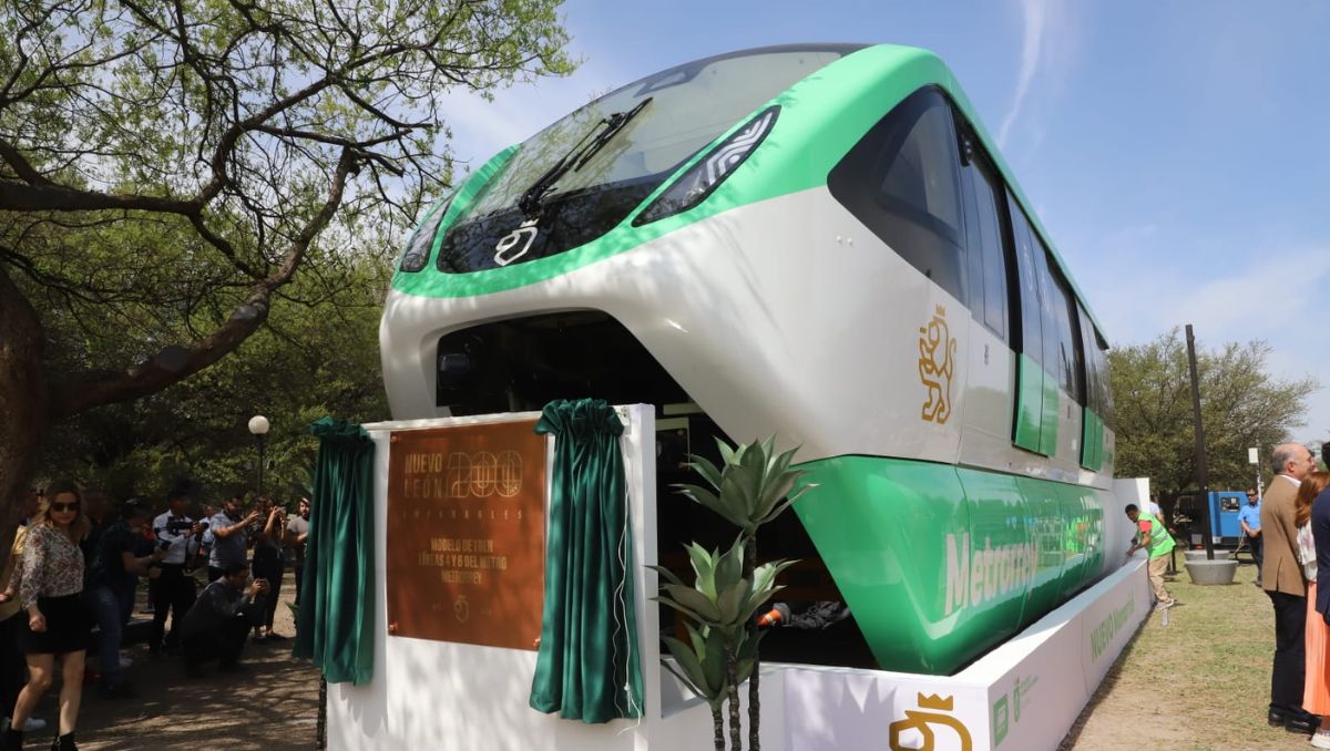 Monorriel del Metro de Monterrey. Leonel Rocha