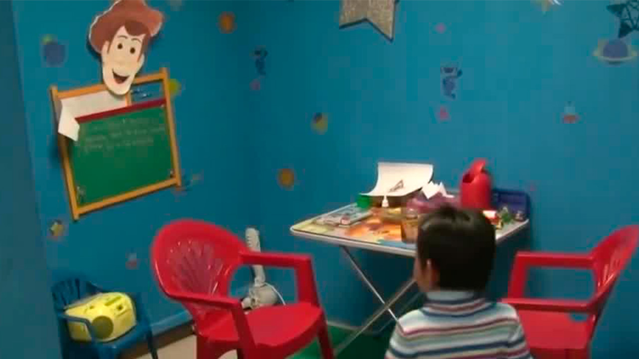 "Falta capacitación del personal para entender el pensamiento de un niño": Julia Niño de Rivera