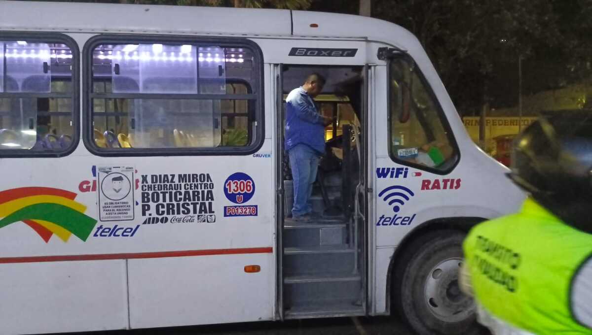 Reportera del diario Imagen del Golfo atropellada por autobús urbano | Especial