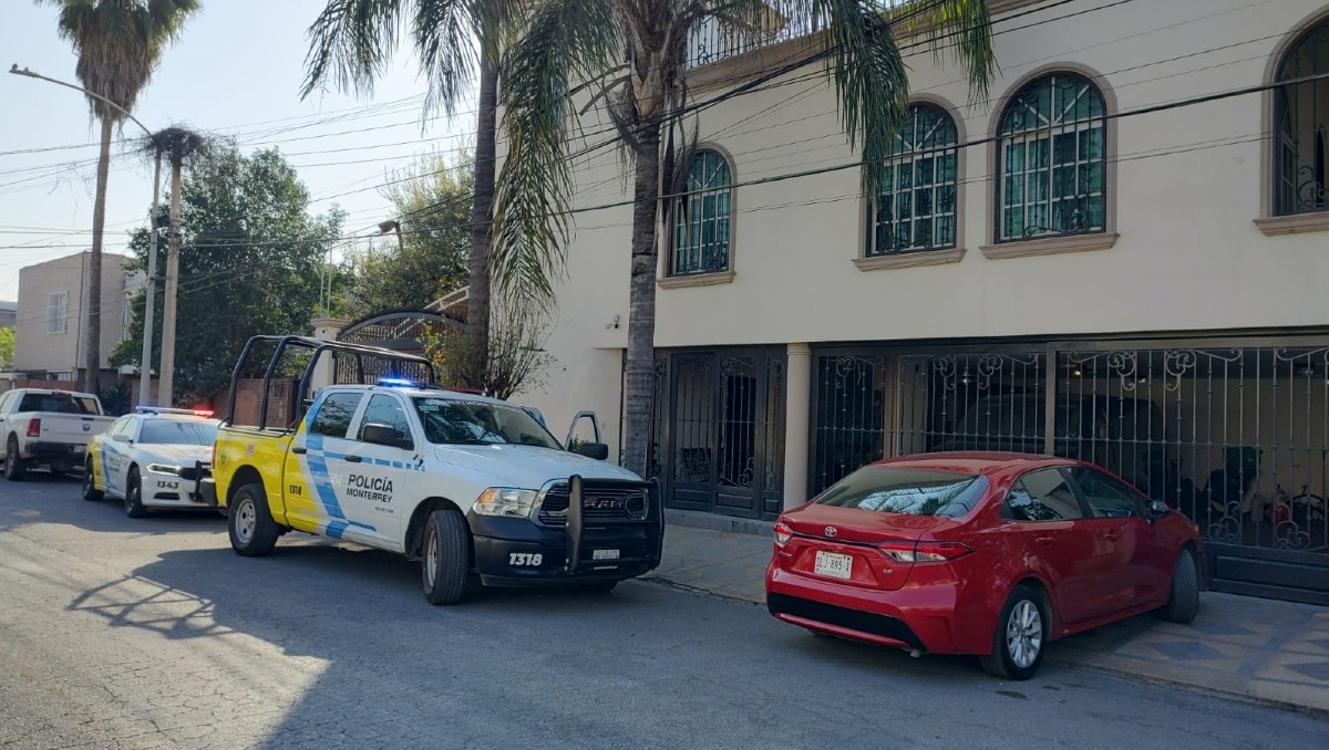 Asaltan a familia en su casa en la colonia Chepevera en Monterrey | Agustín Martínez